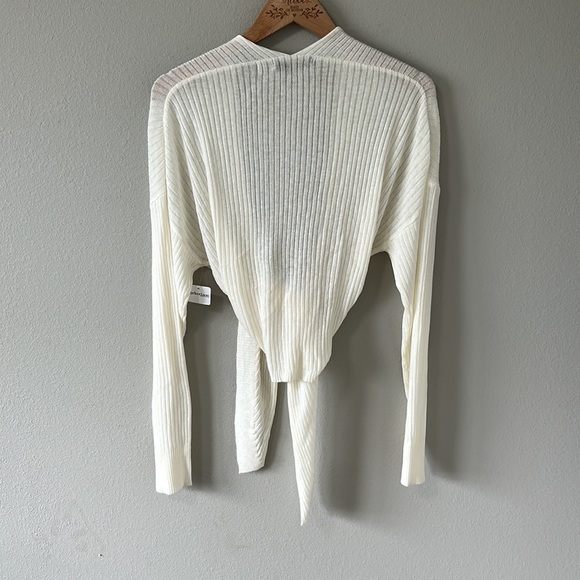 NWT Olivaceous Apricot Lane Cream Cropped Tie Front Cardigan Sweater Large - Picture 8 of 13